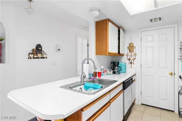 $165,000 | 3550 Bay Sands Drive, Unit 1101, Laughlin, NV 89029