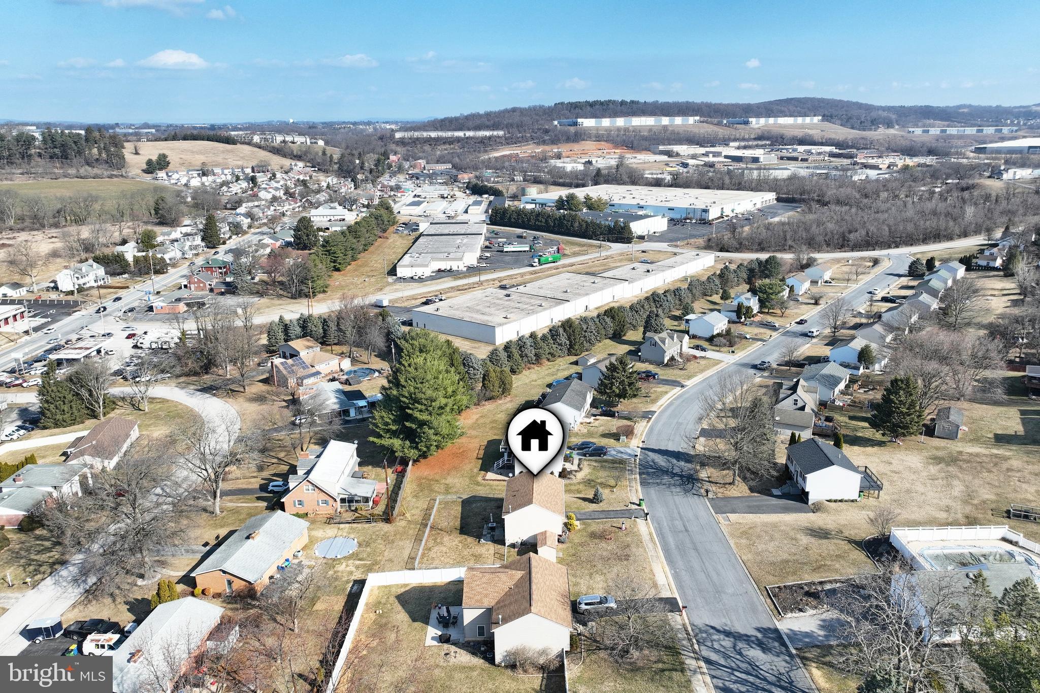 225 Edinburgh Road York, PA 17406 - Photo 36 of 40 an aerial view of multiple house
