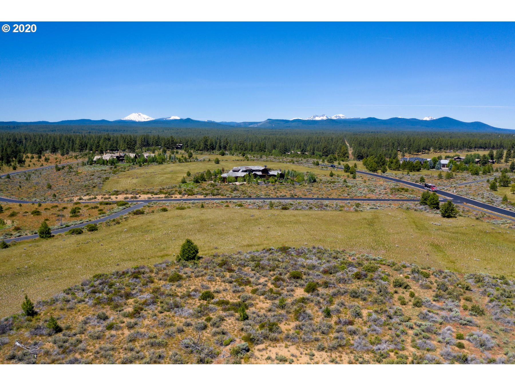 18640 Macalpine Loop Bend, OR 97702 - Photo 3 of 12 Gallery Image 3