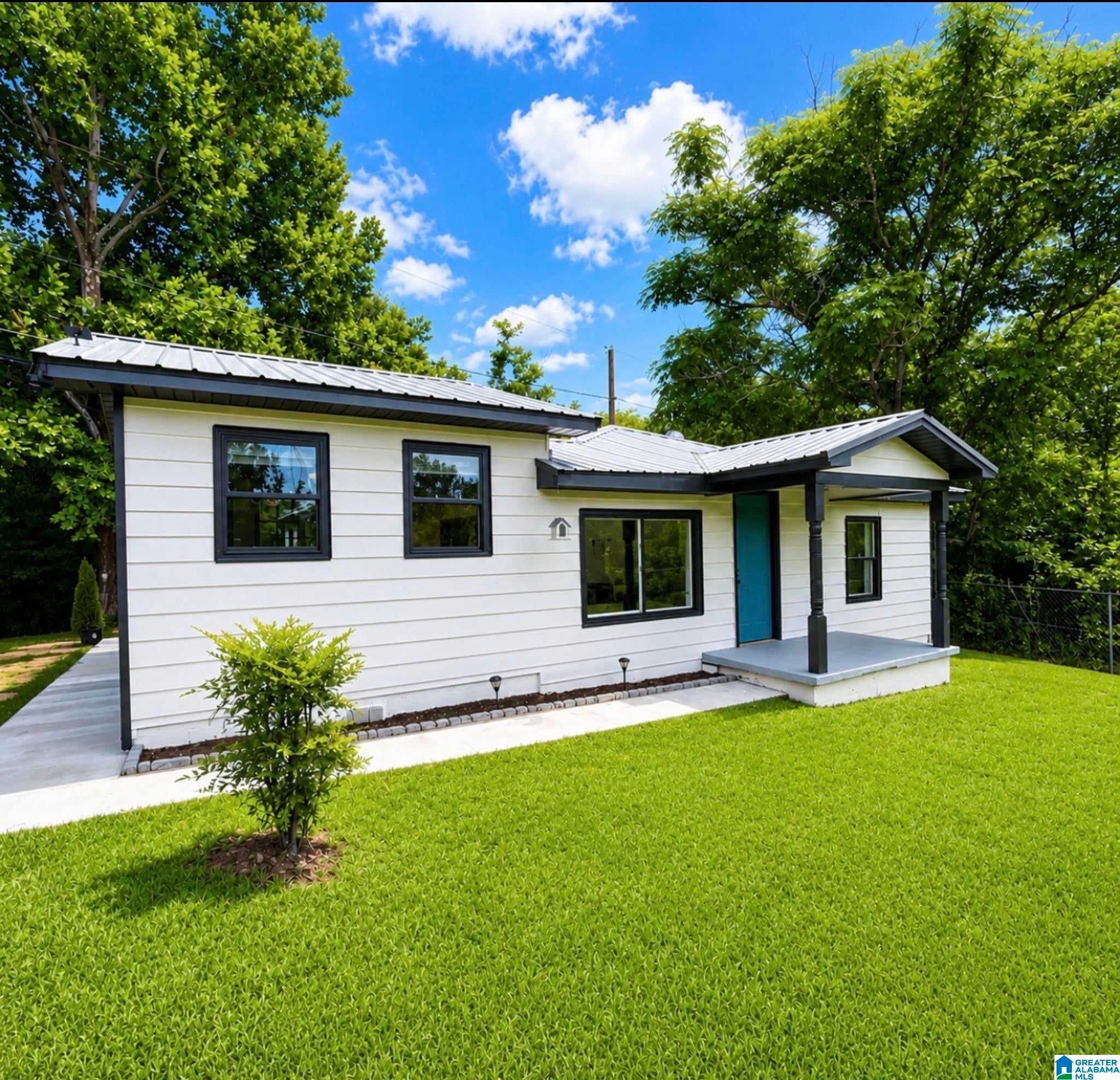 1734 5 Acre Road Dolomite, AL 35061 - Photo 1 of 24 Gallery Image 1