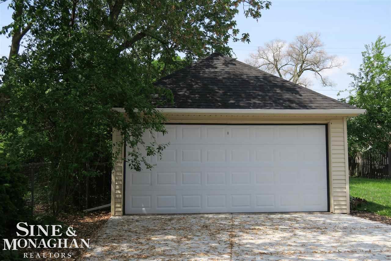 867 Fisher Road Grosse Pointe, MI 48230 - Photo 40 of 41