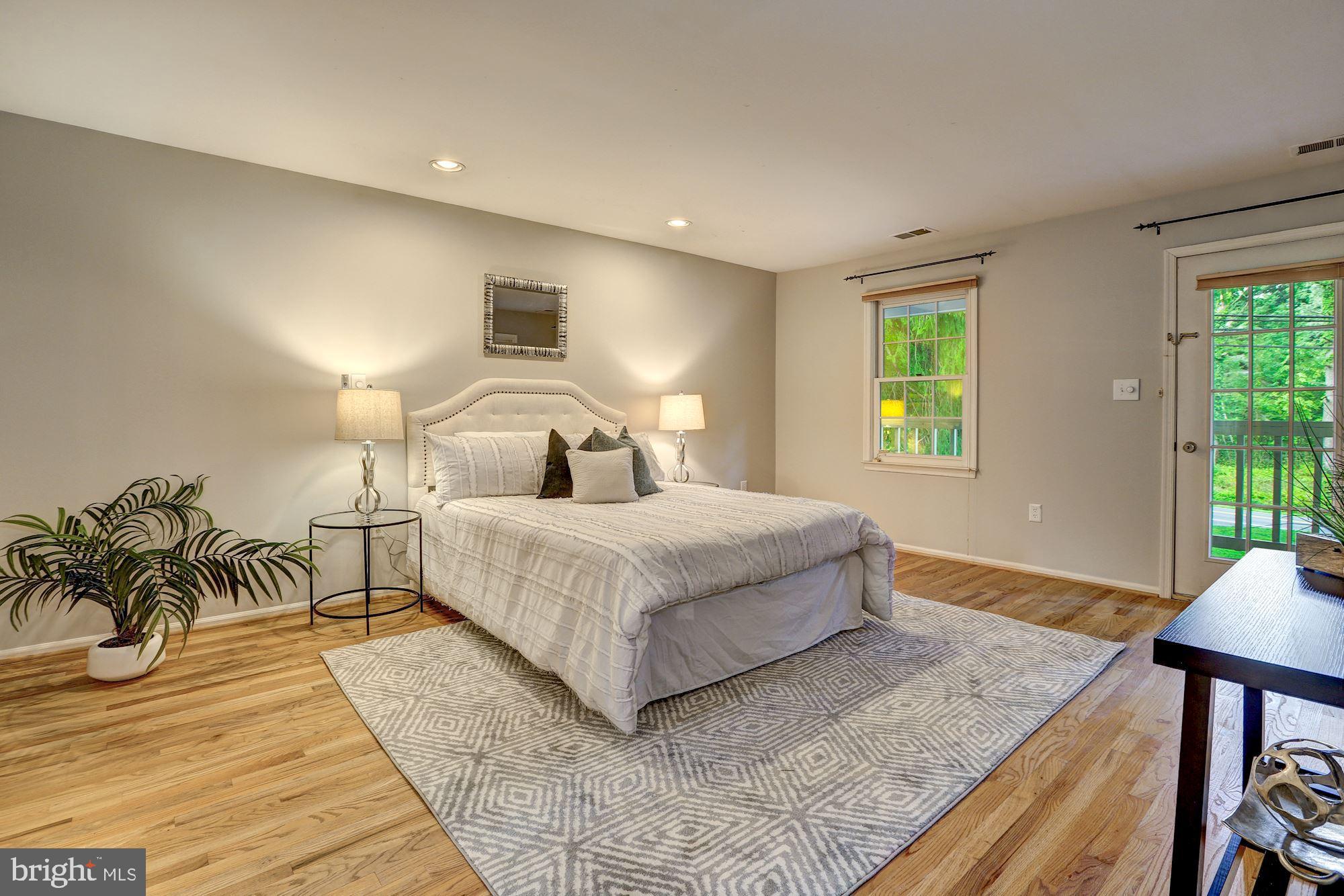 8552 Brickyard Road Potomac, MD 20854 - Photo 14 of 33