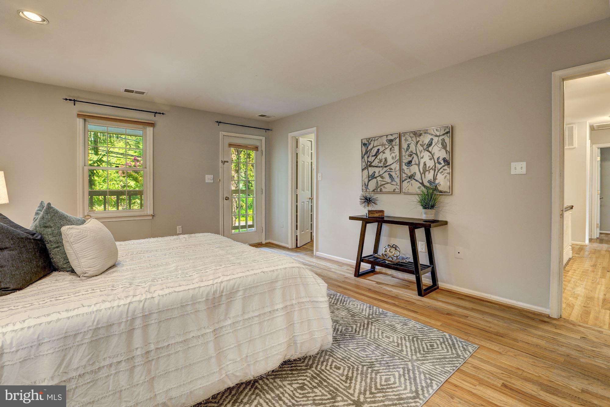 8552 Brickyard Road Potomac, MD 20854 - Photo 15 of 33