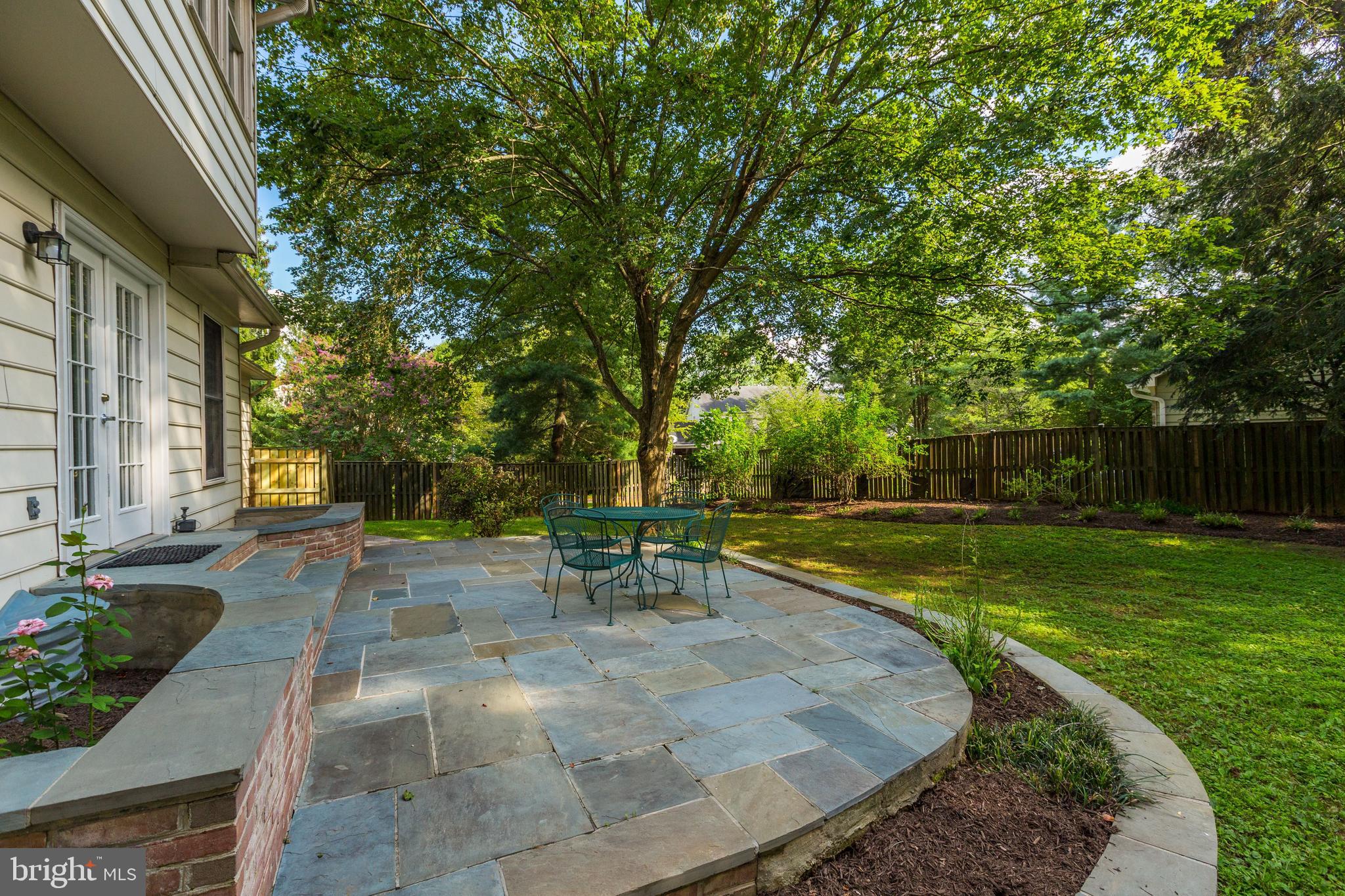 8552 Brickyard Road Potomac, MD 20854 - Photo 29 of 33