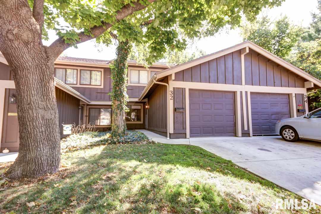 32 Trailridge Lane Springfield, IL 62704 - Photo 2 of 29 Gallery Image 2