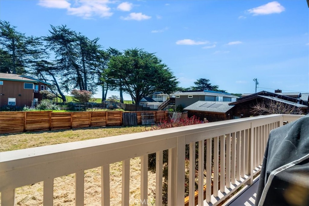 390 Lampton Street Cambria, CA 93428 - Photo 25 of 68