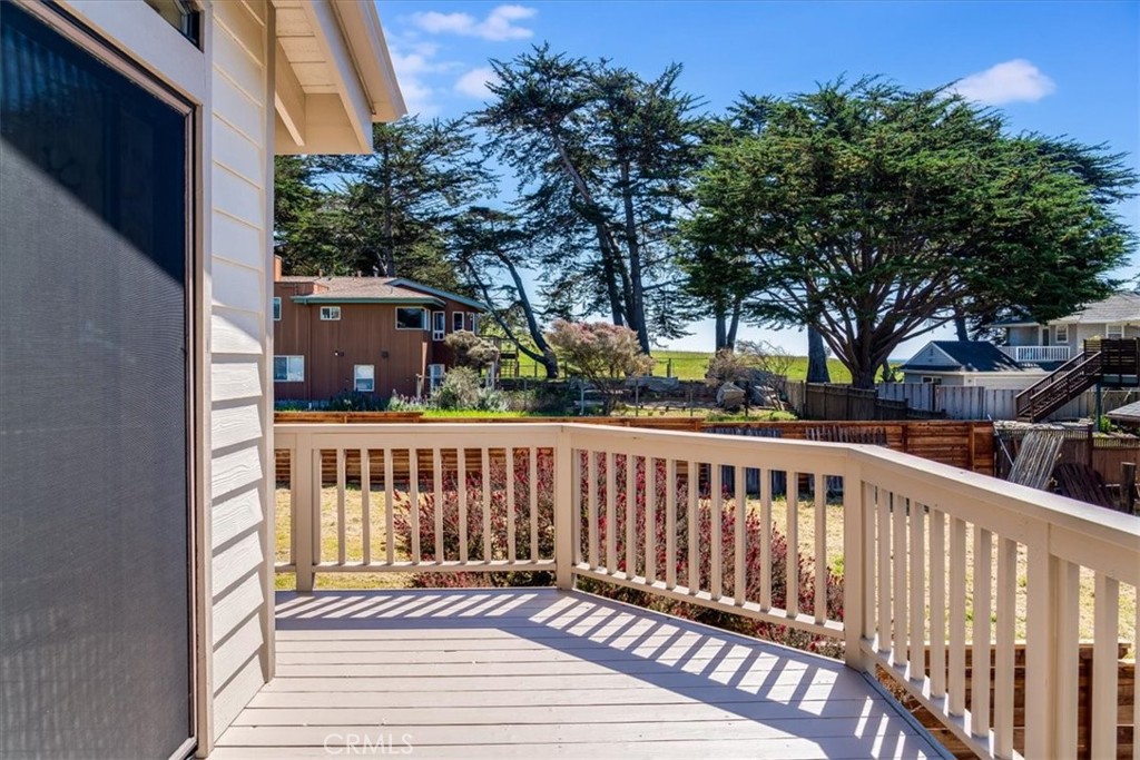 390 Lampton Street Cambria, CA 93428 - Photo 27 of 68