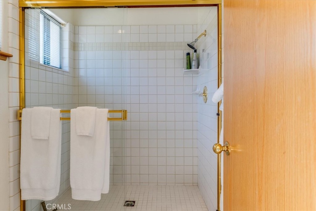 390 Lampton Street Cambria, CA 93428 - Photo 38 of 68