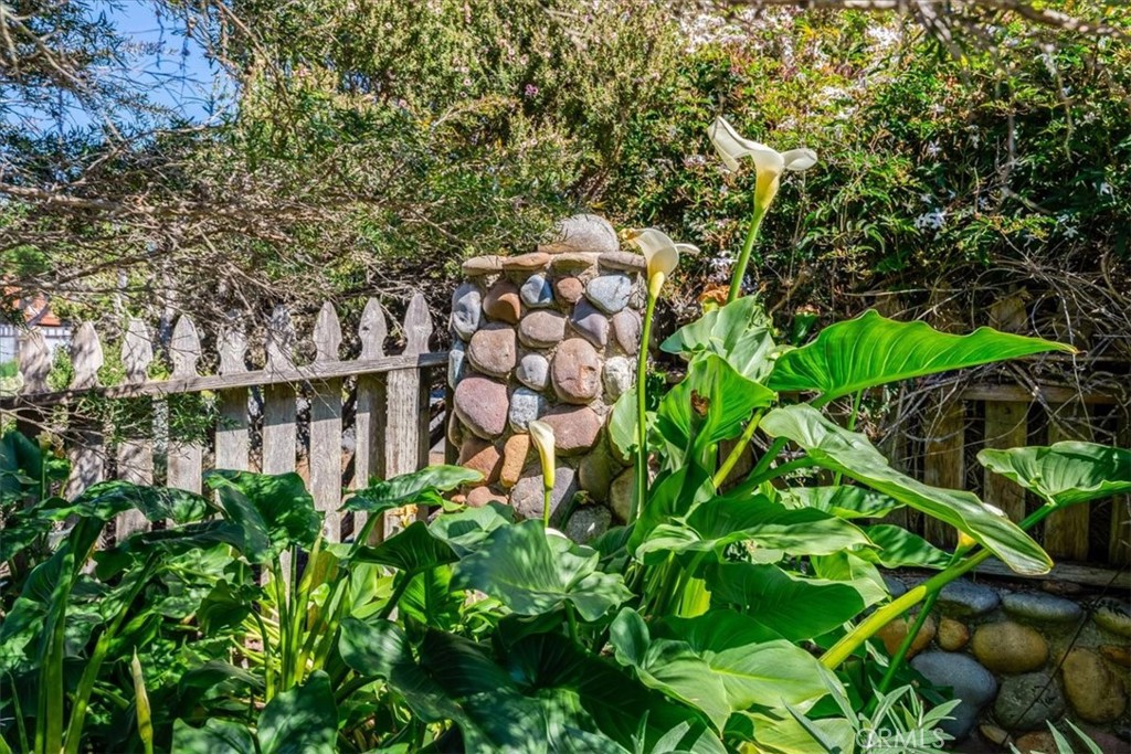 390 Lampton Street Cambria, CA 93428 - Photo 55 of 68