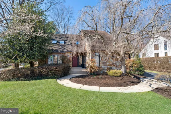 $885,000 | 100 Bellant Circle, Wilmington, DE 19807