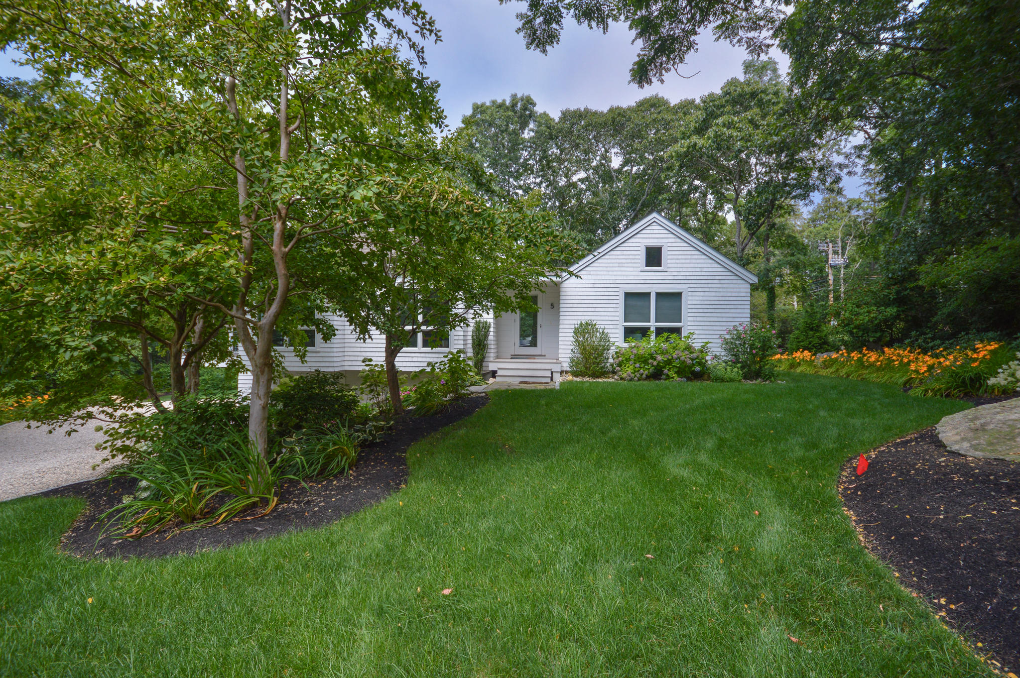 5 Saconesset Road Falmouth, MA 02540 - Photo 6 of 47 DSC_0461