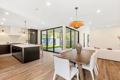 $1,125,000 | 4412 Banister Lane, Unit 1, Austin, TX 78745