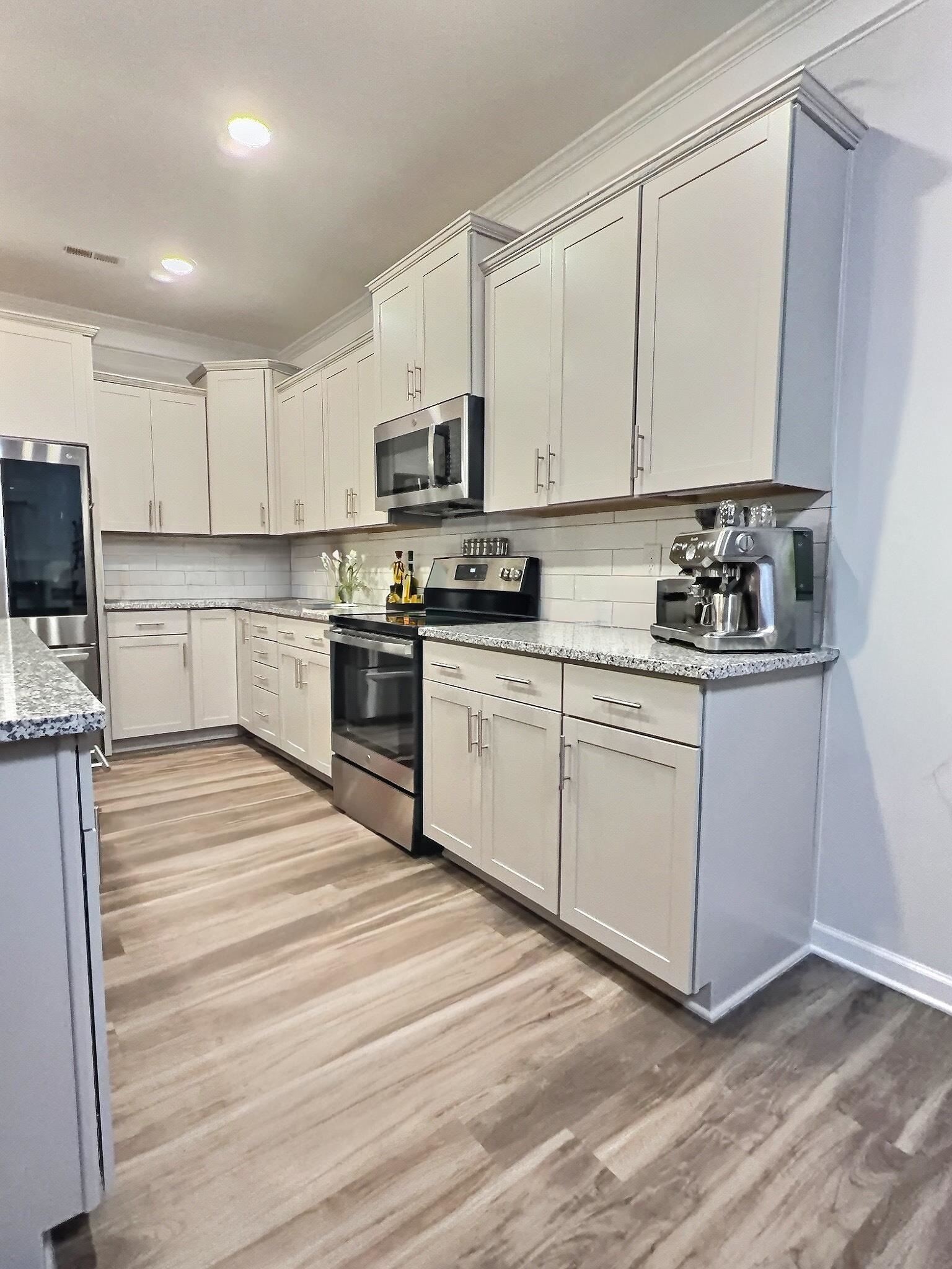 430 Wolfbend Road Woodruff, SC 29388 - Photo 4 of 34