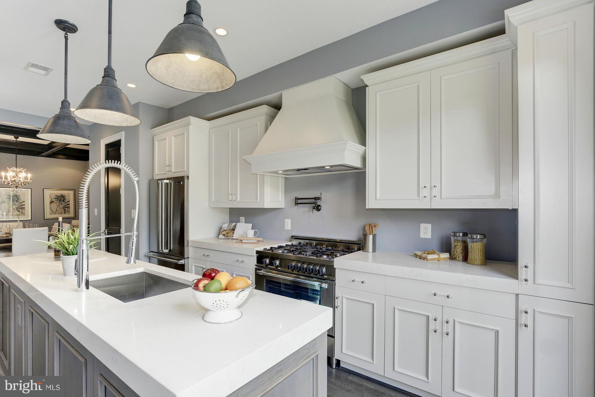 55 W Street Northwest Washington, DC 20001 - Photo 9 of 30 Kitchen