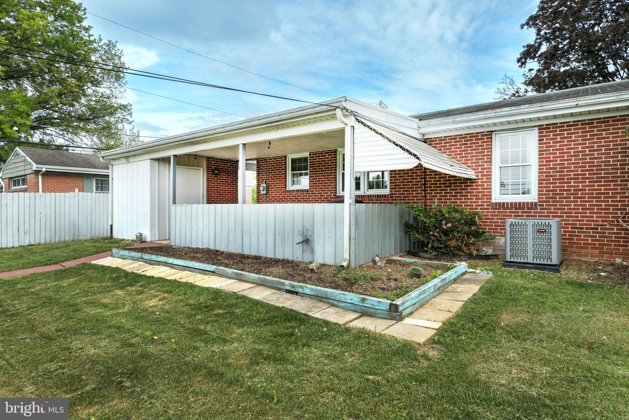 3315 Edenbridge Road York, PA 17402 - Photo 42 of 44 Gallery Image 42