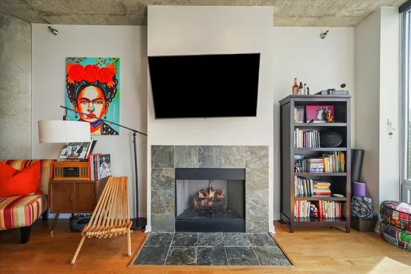 $3,600 | 700 North Larrabee Street, Unit 1010, Chicago, IL 60654