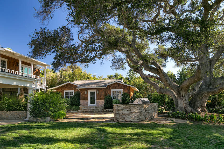 2225 Feather Hill Road Montecito, CA 93108 - Photo 3 of 15 BBQ Area