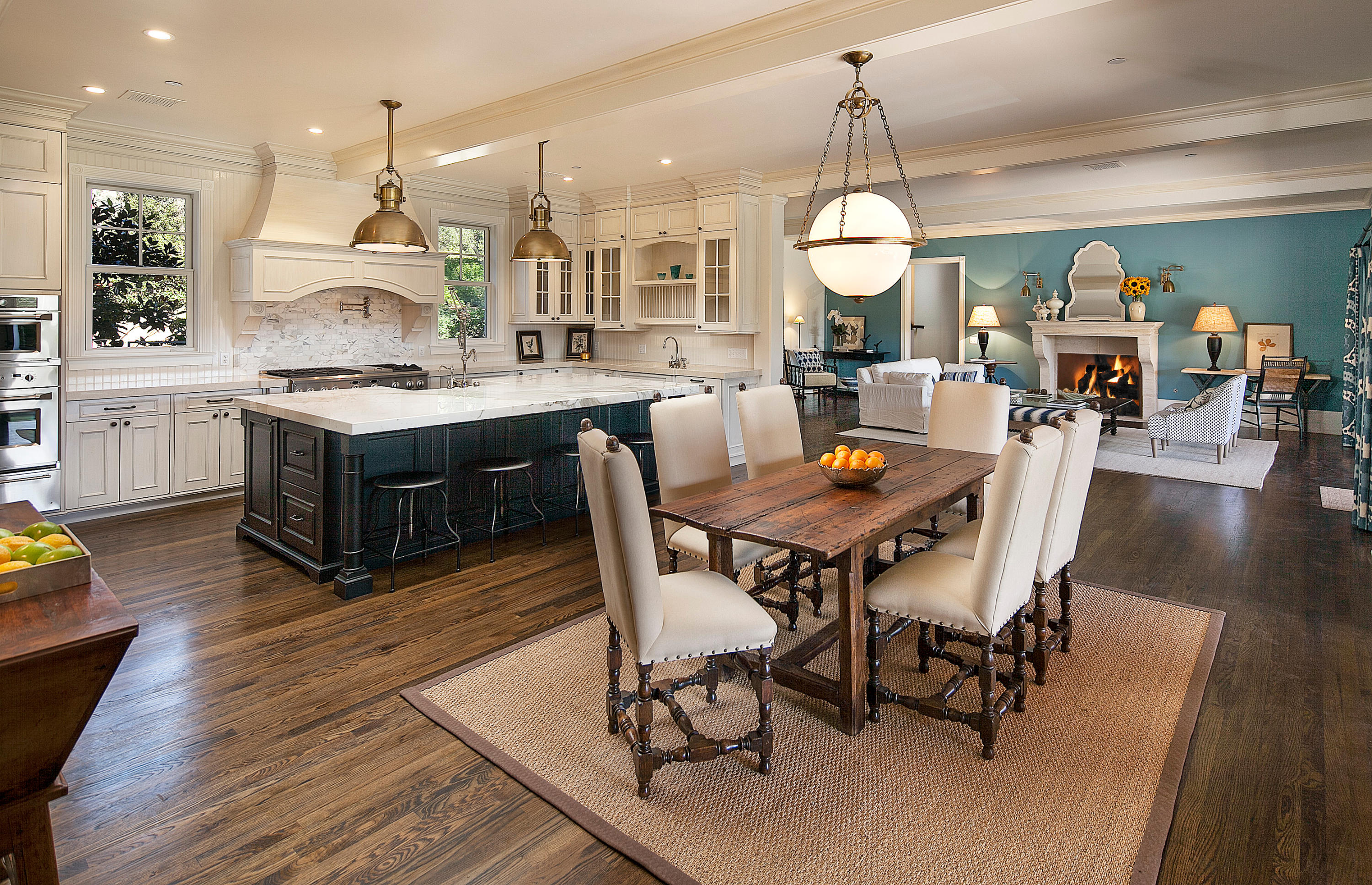 2225 Feather Hill Road Montecito, CA 93108 - Photo 8 of 15 Kitchen_Dining
