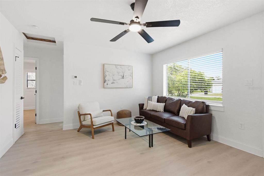 5307 Berkley Road New Port Richey, FL 34652 - Photo 6 of 25 Gallery Image 6