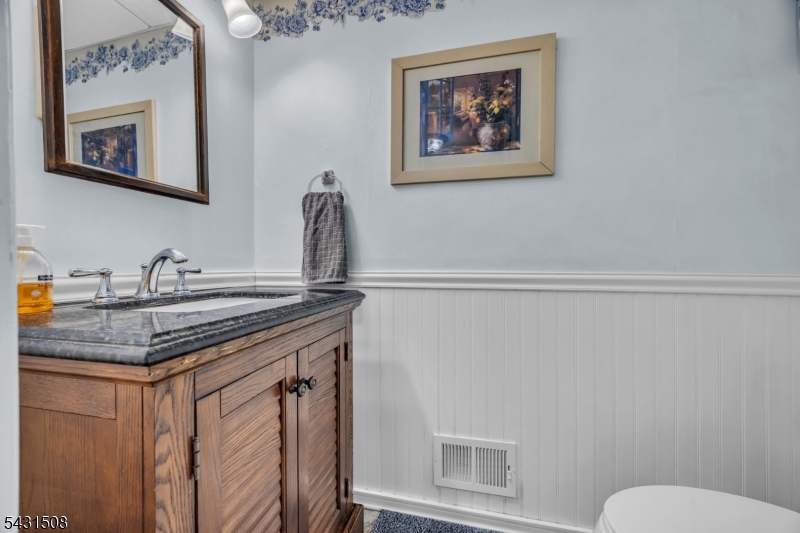 1038 Centre Street Raritan, NJ 08869 - Photo 24 of 30