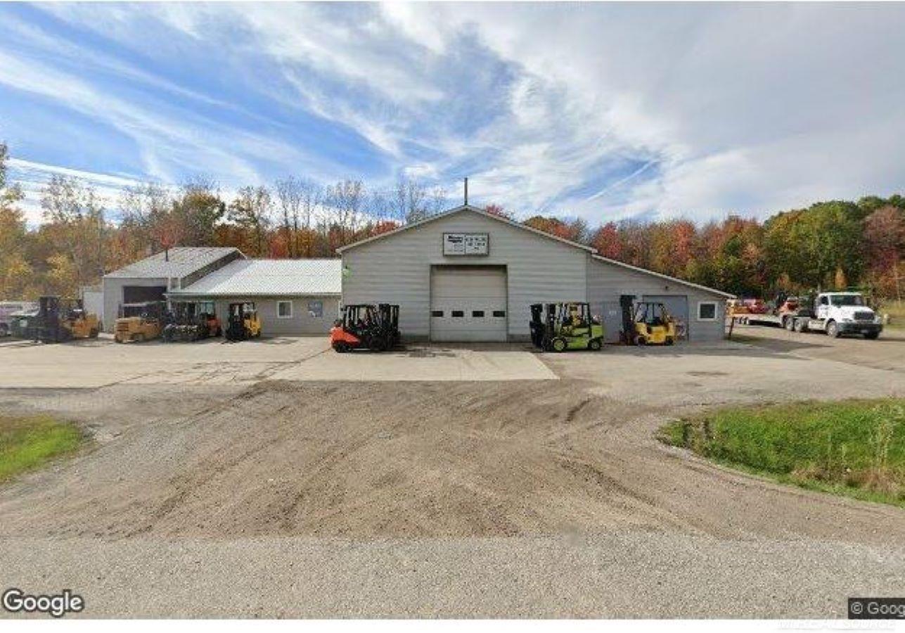 1405 Range Road Smiths Creek, MI 48074 - Photo 3 of 5