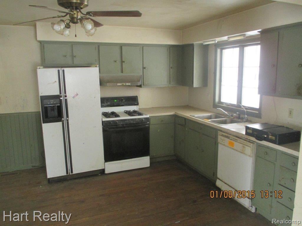 6250 Arendt Road Peck, MI 48466 - Photo 4 of 10 001 (2).jpg