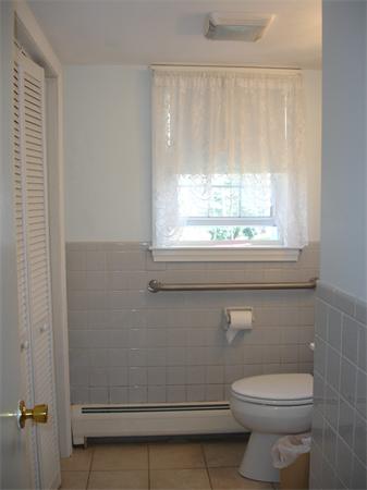 71 Boles Road Marshfield, MA 02050 - Photo 9 of 16 Gallery Image 9