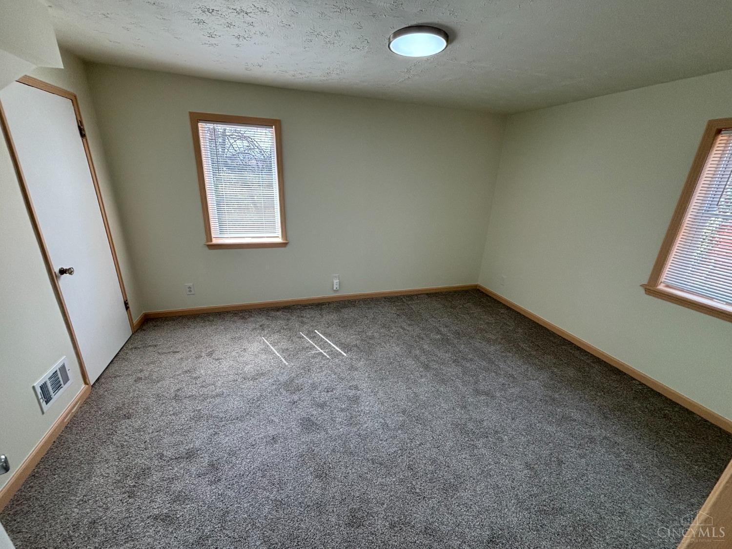 1589 Summit Road, Unit 3 Cincinnati, OH 45237 - Photo 8 of 12