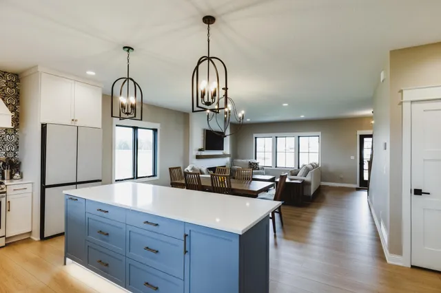 $875,000 | 2876 Wildflower Lane Southwest, Rochester, MN 55902