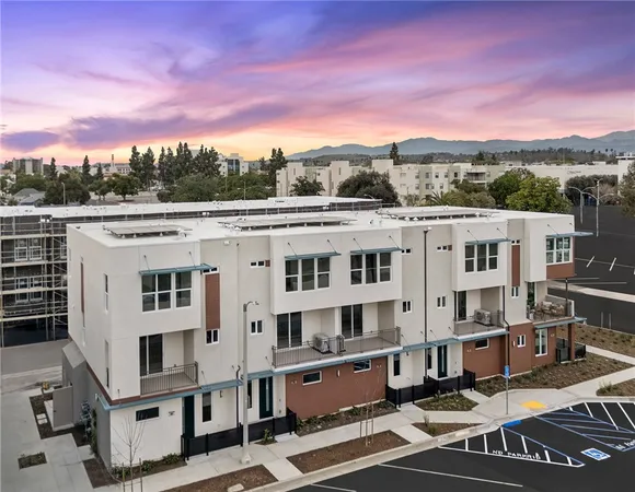 $599,990 | 427 South Eleanor Street, Pomona, CA 91766
