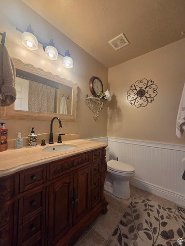 2443 North 950 West Layton, UT 84041 - Photo 17 of 31