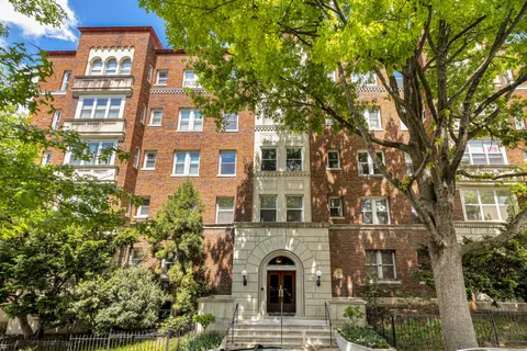 $379,000 | 1615 Kenyon Street Northwest, Unit 30, Washington, DC 20010