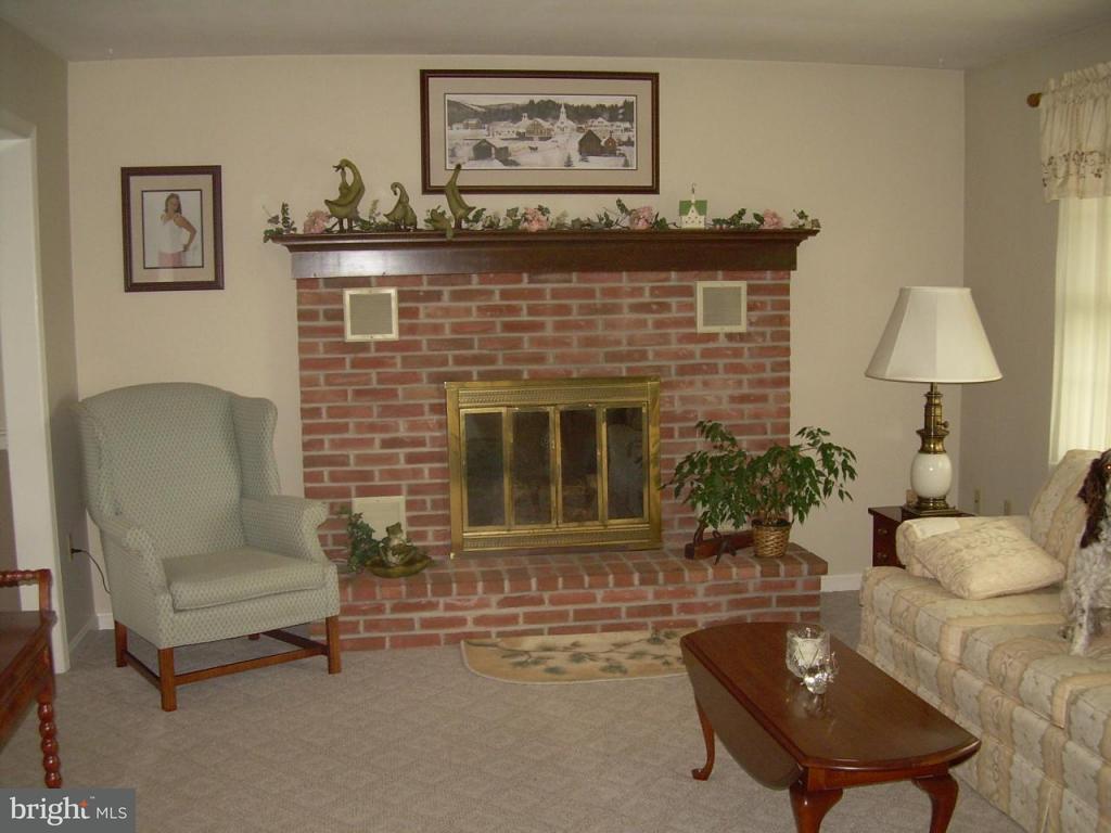 28 Green Acre Road Lititz, PA 17543 - Photo 12 of 21 Gallery Image 12