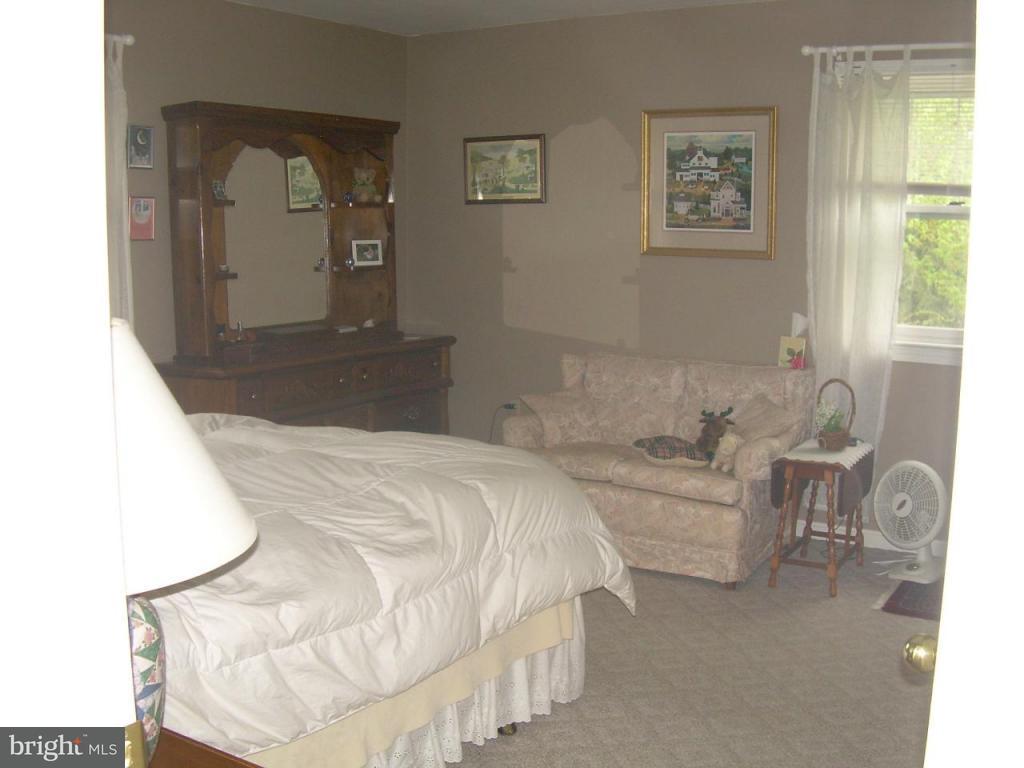 28 Green Acre Road Lititz, PA 17543 - Photo 17 of 21 Gallery Image 17