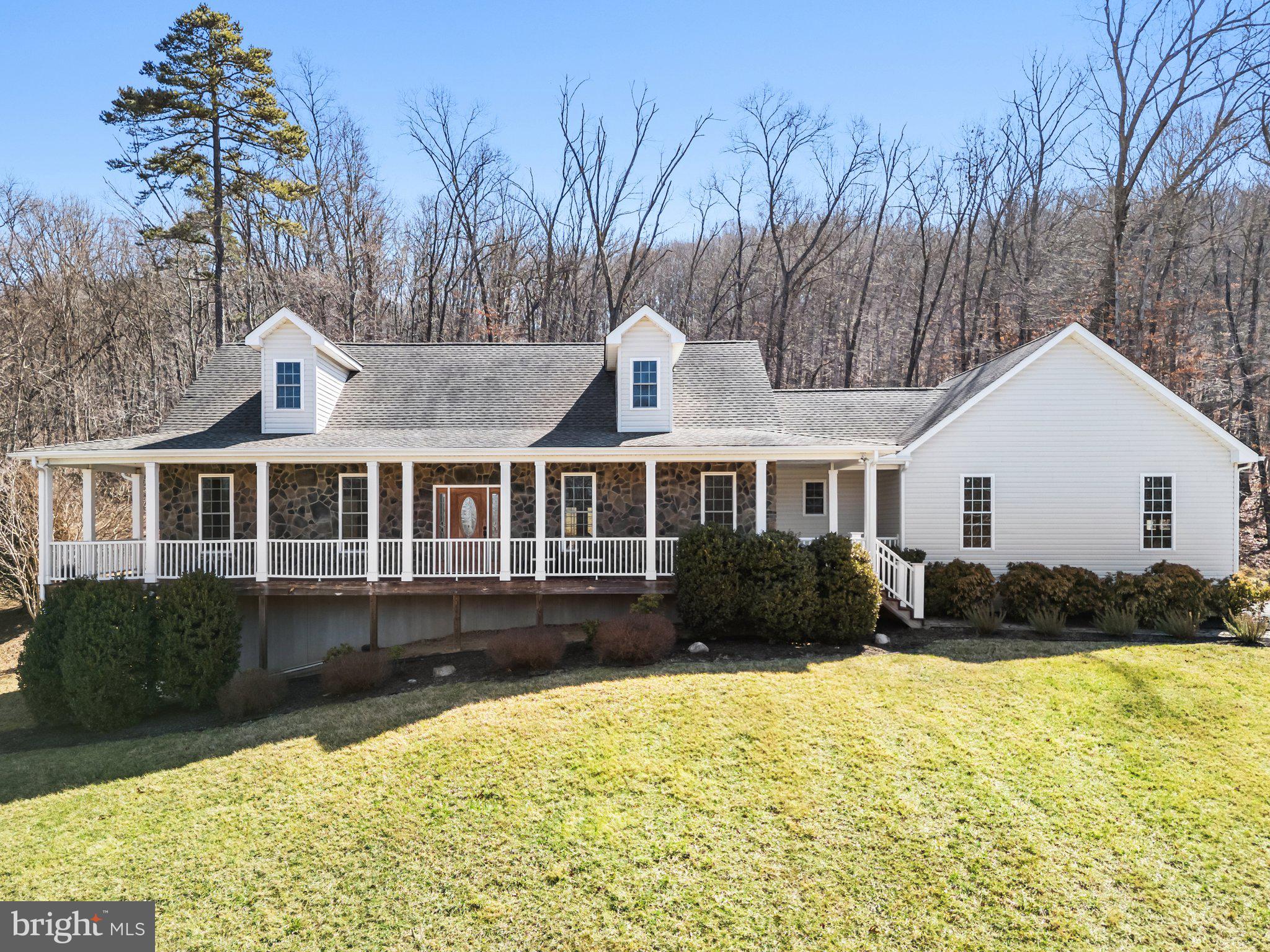 7010 Howellsville Road Boyce, VA 22620 - Photo 1 of 79 Gallery Image 1