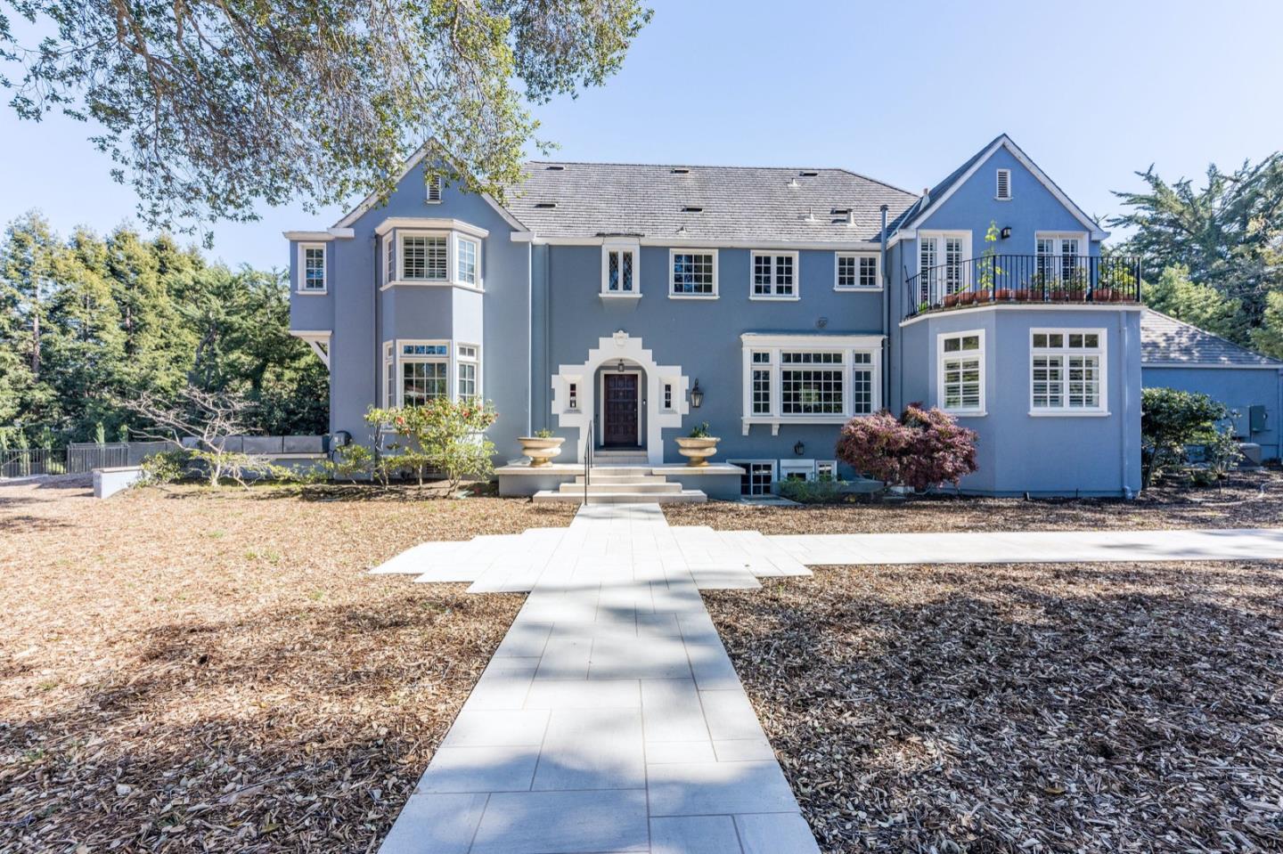 372 Poett Road Hillsborough, CA 94010 - Photo 1 of 56 Gallery Image 1