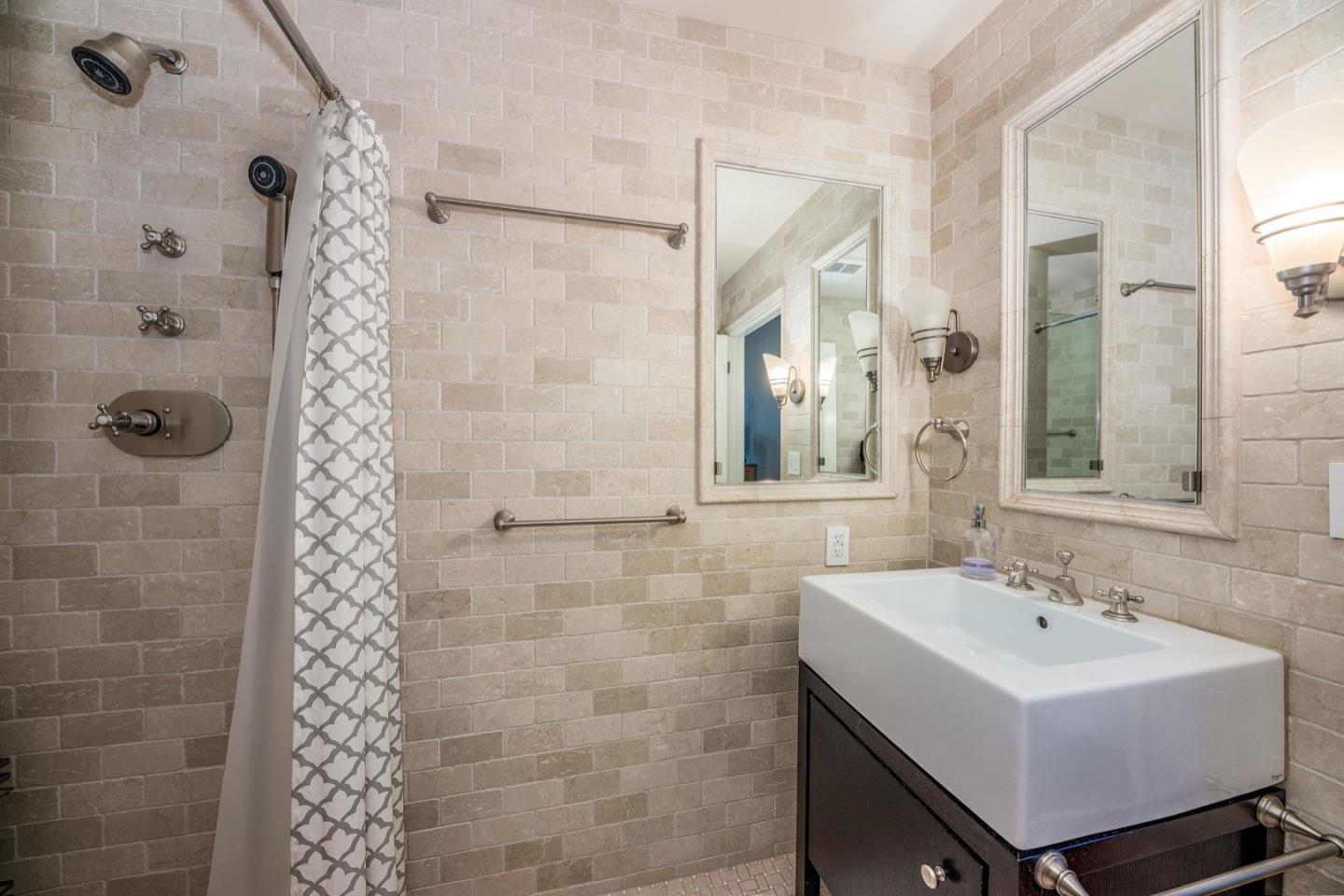 372 Poett Road Hillsborough, CA 94010 - Photo 22 of 56 Gallery Image 22