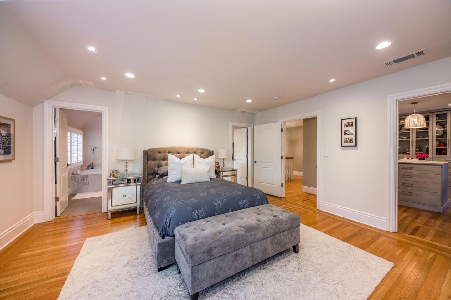372 Poett Road Hillsborough, CA 94010 - Photo 25 of 56 Gallery Image 25
