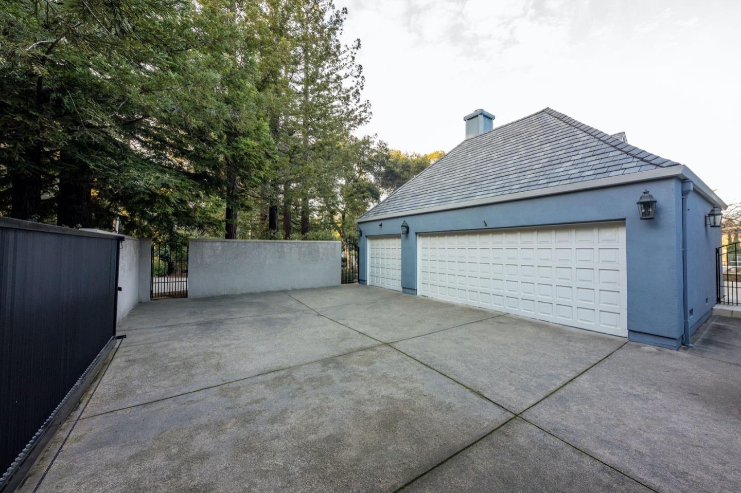 372 Poett Road Hillsborough, CA 94010 - Photo 40 of 56 Gallery Image 40