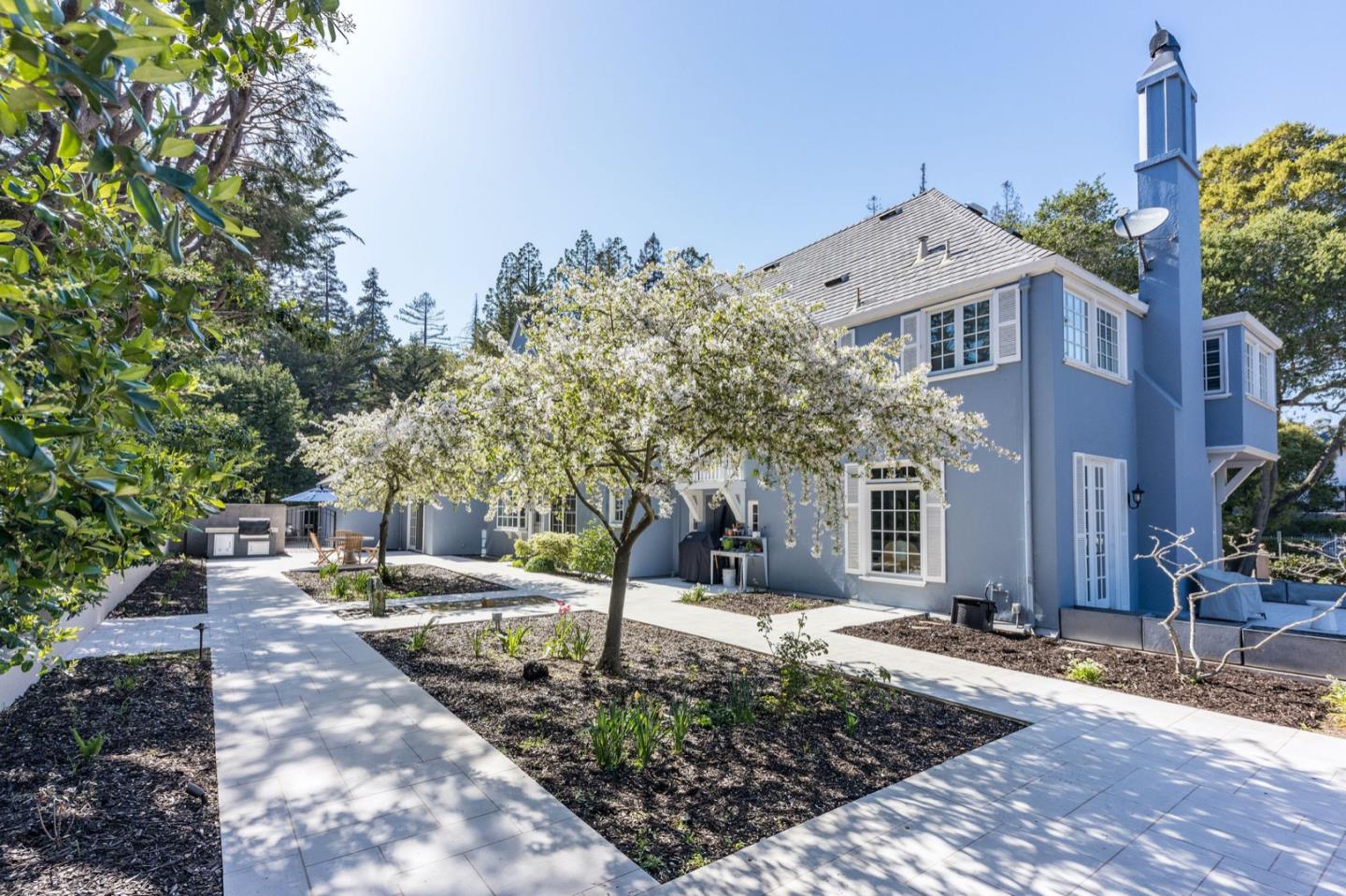 372 Poett Road Hillsborough, CA 94010 - Photo 42 of 56 Gallery Image 42