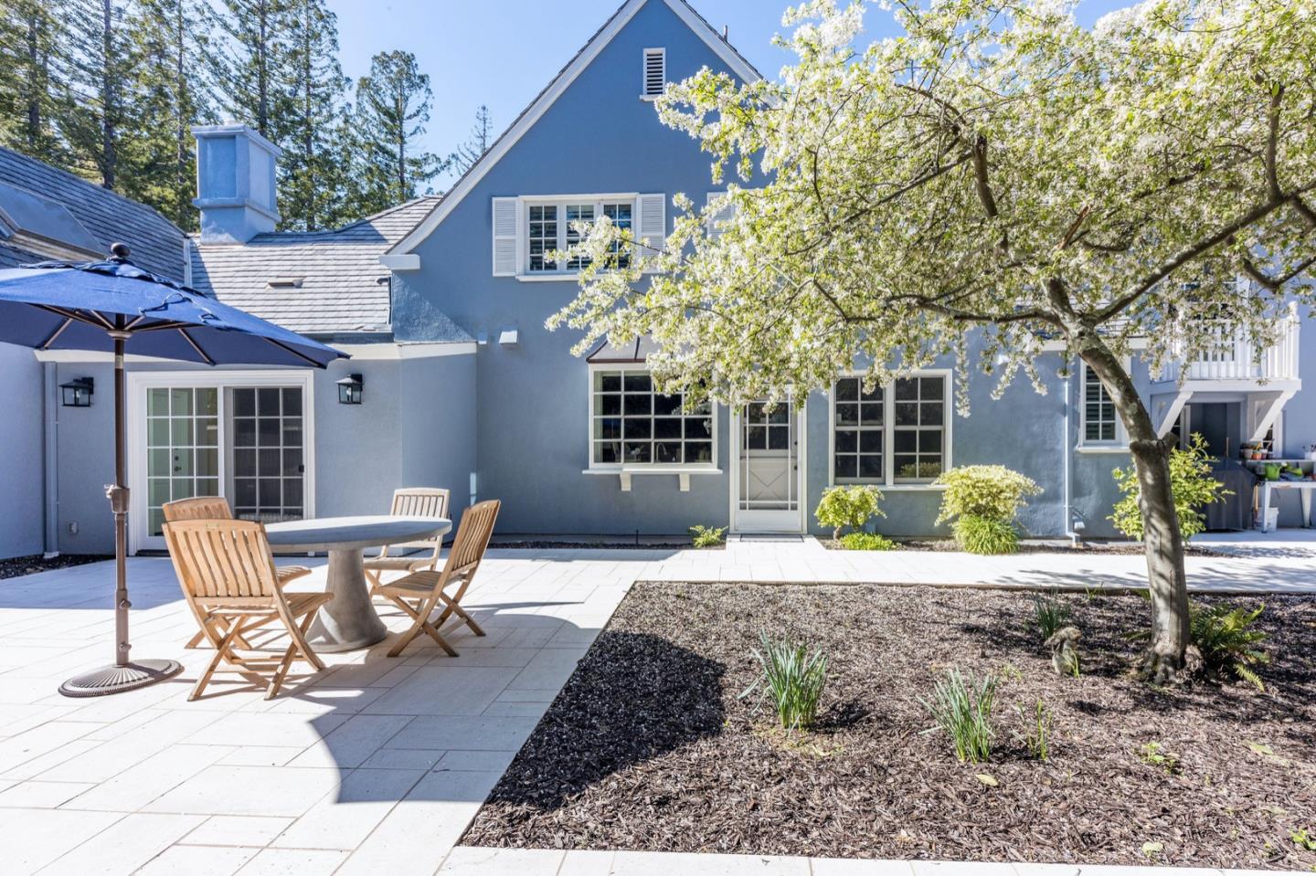 372 Poett Road Hillsborough, CA 94010 - Photo 43 of 56 Gallery Image 43