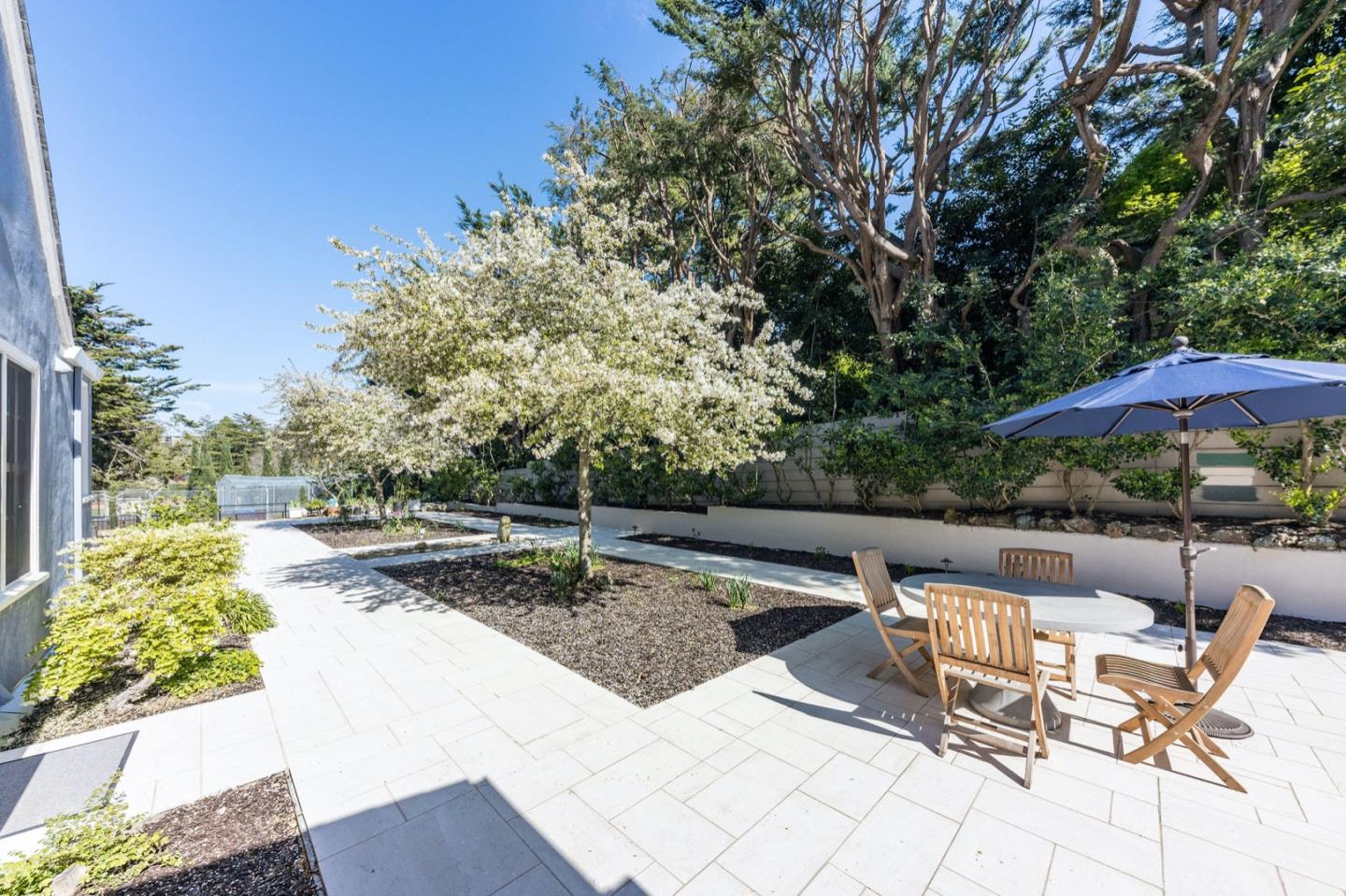 372 Poett Road Hillsborough, CA 94010 - Photo 44 of 56 Gallery Image 44