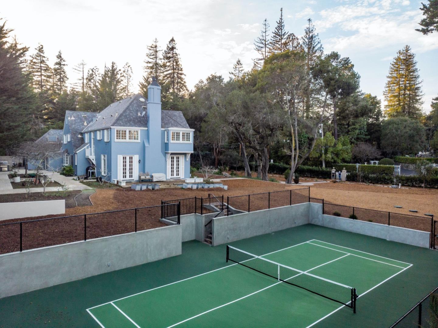 372 Poett Road Hillsborough, CA 94010 - Photo 46 of 56 Gallery Image 46
