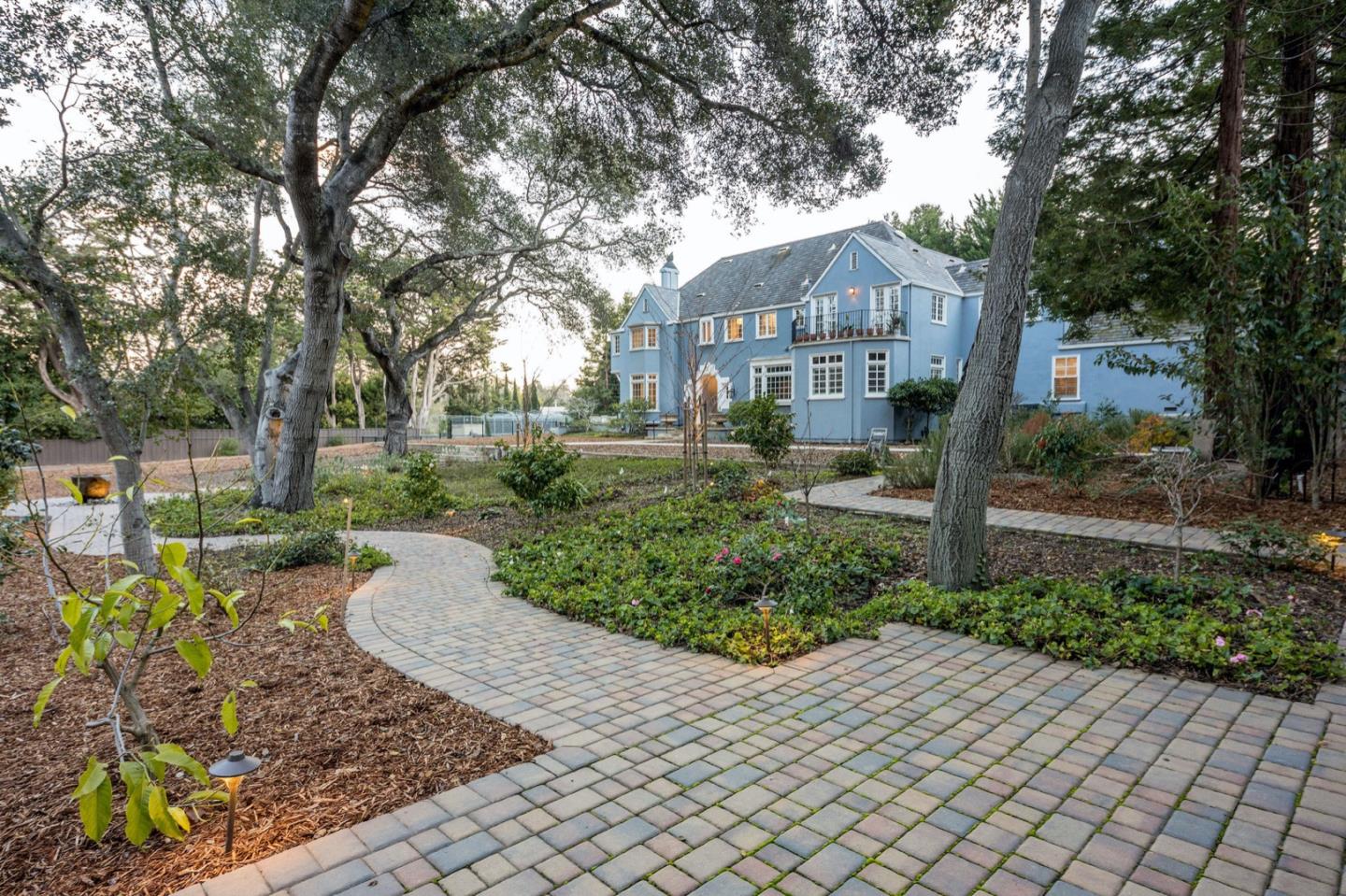 372 Poett Road Hillsborough, CA 94010 - Photo 52 of 56 Gallery Image 52