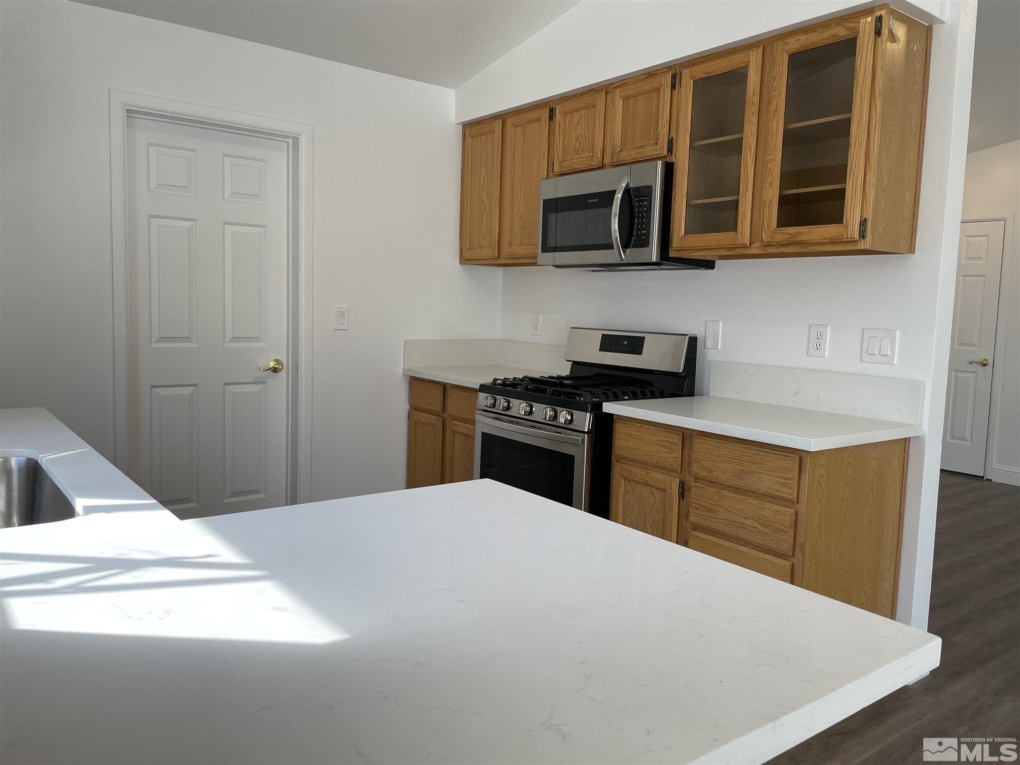 655 Long Valley Road Gardnerville, NV 89460 - Photo 4 of 34 Photo 4