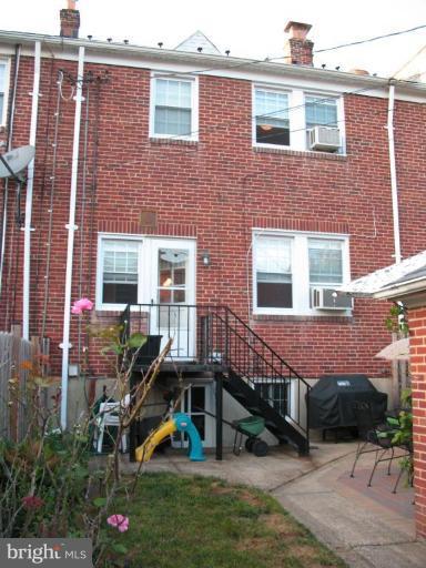 95 Dunkirk Road Baltimore, MD 21212 - Photo 4 of 20 Exterior (Rear)