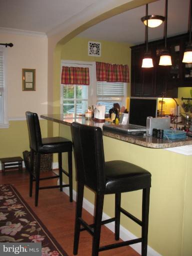 95 Dunkirk Road Baltimore, MD 21212 - Photo 8 of 20 Kitchen/Dining Room