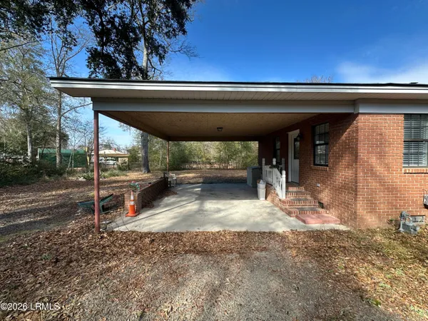 $180,000 | 299 Warren Street, Allendale, SC 29810