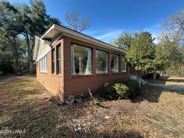 $180,000 | 299 Warren Street, Allendale, SC 29810