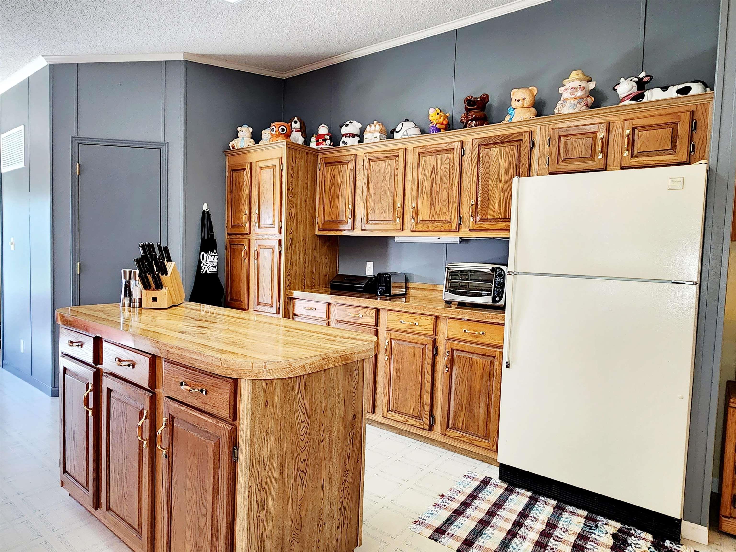9132 West Yoder Road Yoder, IN 46798 - Photo 14 of 36